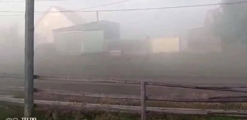 В Якутии лесной пожар подошел к селу Эйик на 4,5 километра