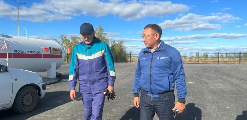 Алексей Колодезников объяснил, почему «Сахатранснефтегаз» замораживает цены на газовое автомобильное топливо