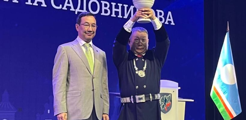Фотофакт: Дмитрий Садовников официально вступил в должность главы Якутска