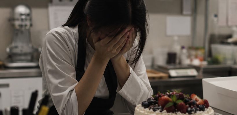 "Кринжа я навалил...".  Руководитель кондитерской, предложивший работнице секс за отпуск, прокомментировал ситуацию