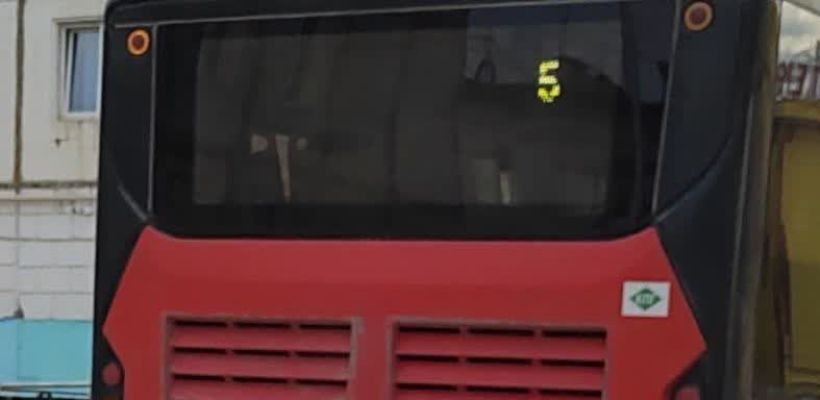 В Якутске водитель автобуса грубо отказал участнику СВО в бесплатном проезде