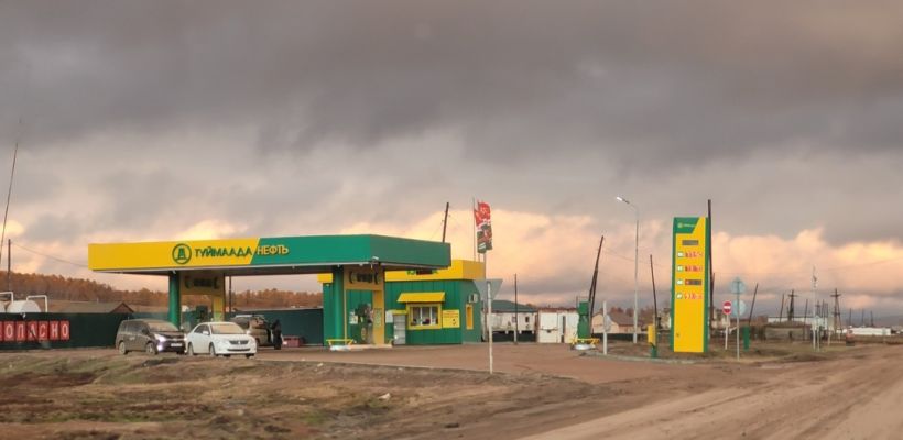 В Амгинском улусе нет бензина и солярки. Глава заверил, что проблема решается