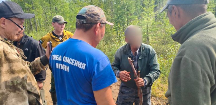 «Услышали ответный крик»:  В Сунтарском улусе нашли потерявшегося в лесу 67-летнего ягодника