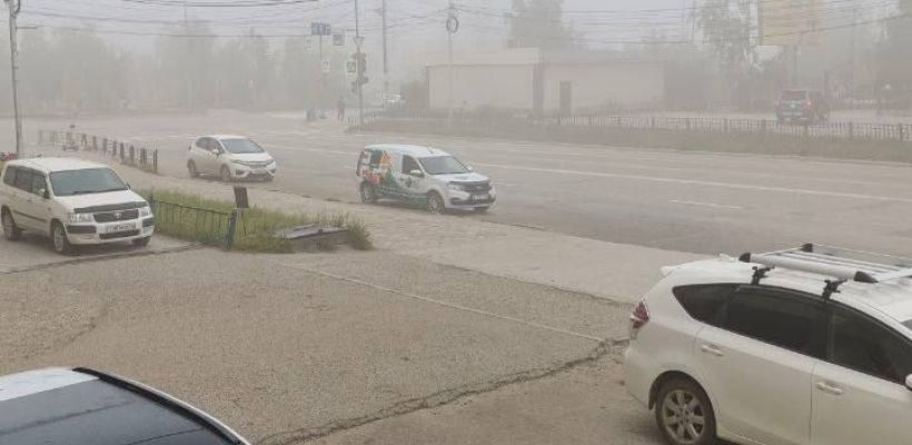 В Якутии ждут смены направления ветра, чтобы рассеялся дым