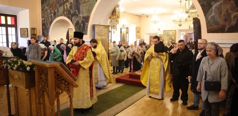В Якутске состоялся торжественный молебен в честь 394-летия города