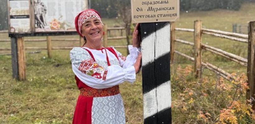 Якутянка показала, как варить сироп из шиповника