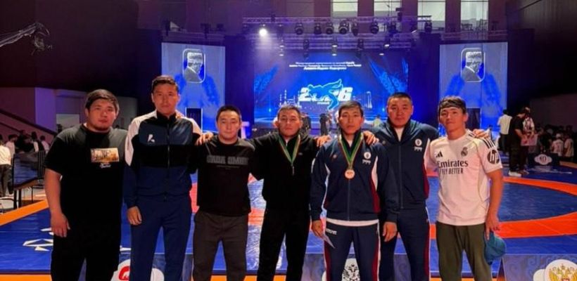 Якутские борцы Ильинов и Капрынов стали бронзовыми призерами турнира в Грозном