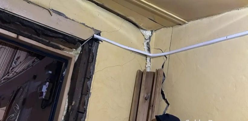 Зима близко, а в Кангалассах деревянные дома не готовы к отопительному сезону