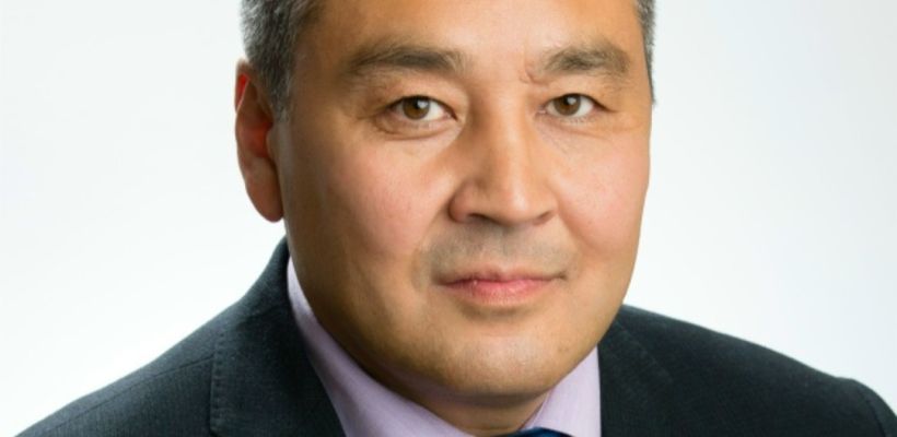 Автор законопроекта за третий срок Айсена Николаева: «Он может дать стабильность нашей республике»