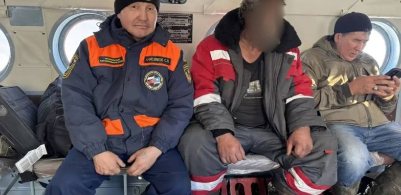 В Момском улусе вертолет Ми-8 эвакуировал мужчину