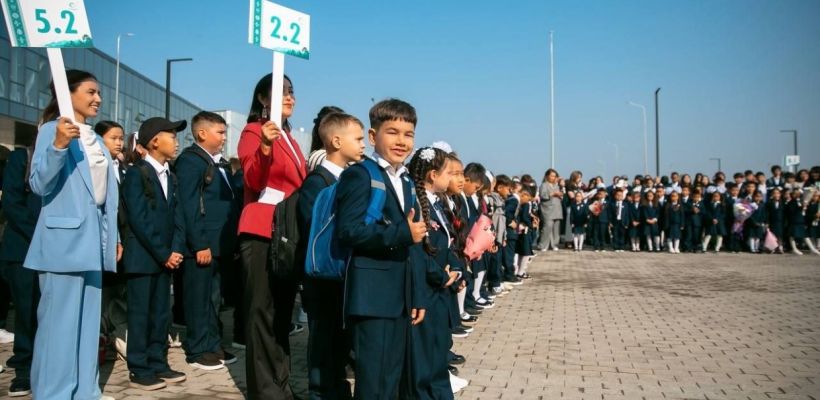В якутской «Точке будущего» прошла первая торжественная линейка