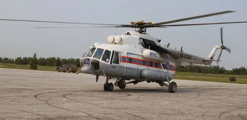 В Якутии к поискам пропавших мужчин подключили вертолет Ми-8МТ