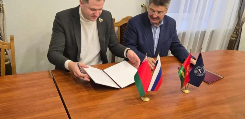 В день рождения комсомола в Минске подписано соглашение о сотрудничестве между БРСМ и АО «Акционерная компания «Железные дороги Якутии»