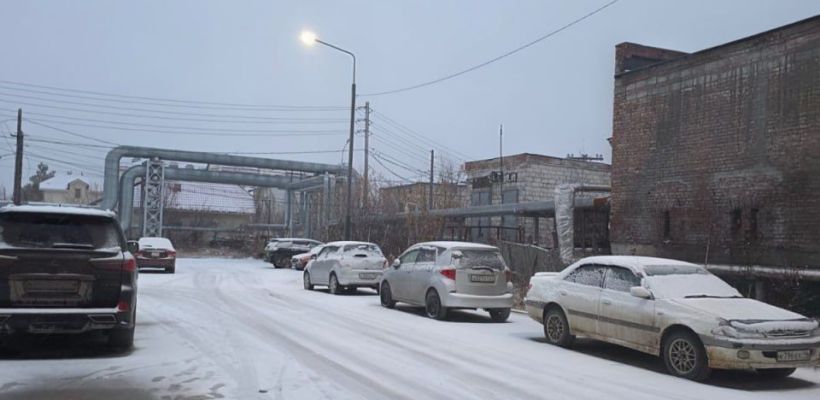 Из-за снегопада и гололеда отменены утренние автобусные рейсы из Якутска в четыре района