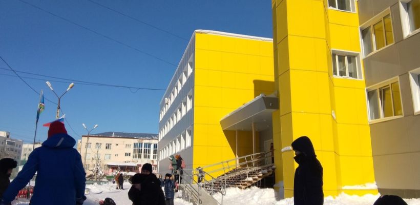 В школе №33 Якутска произошло задымление электрощитовой