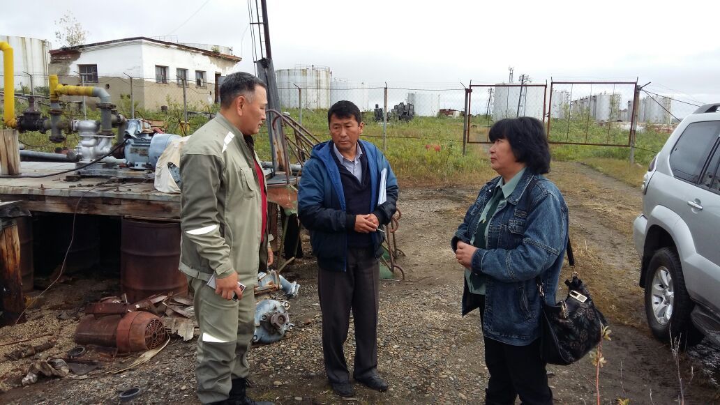 Министр охраны природы Якутии выяснил причину разлива нефти в Чокурдахе
