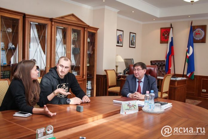 Путешественники-рекордсмены поблагодарили руководство Якутии за поддержку