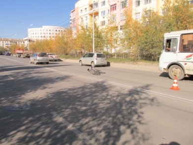В Якутске автомобилист избил сбитого им велосипедиста