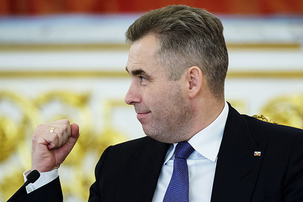 Путин уволил Павла Астахова с поста детского омбудсмена