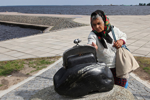 Россияне беднеют третий год
