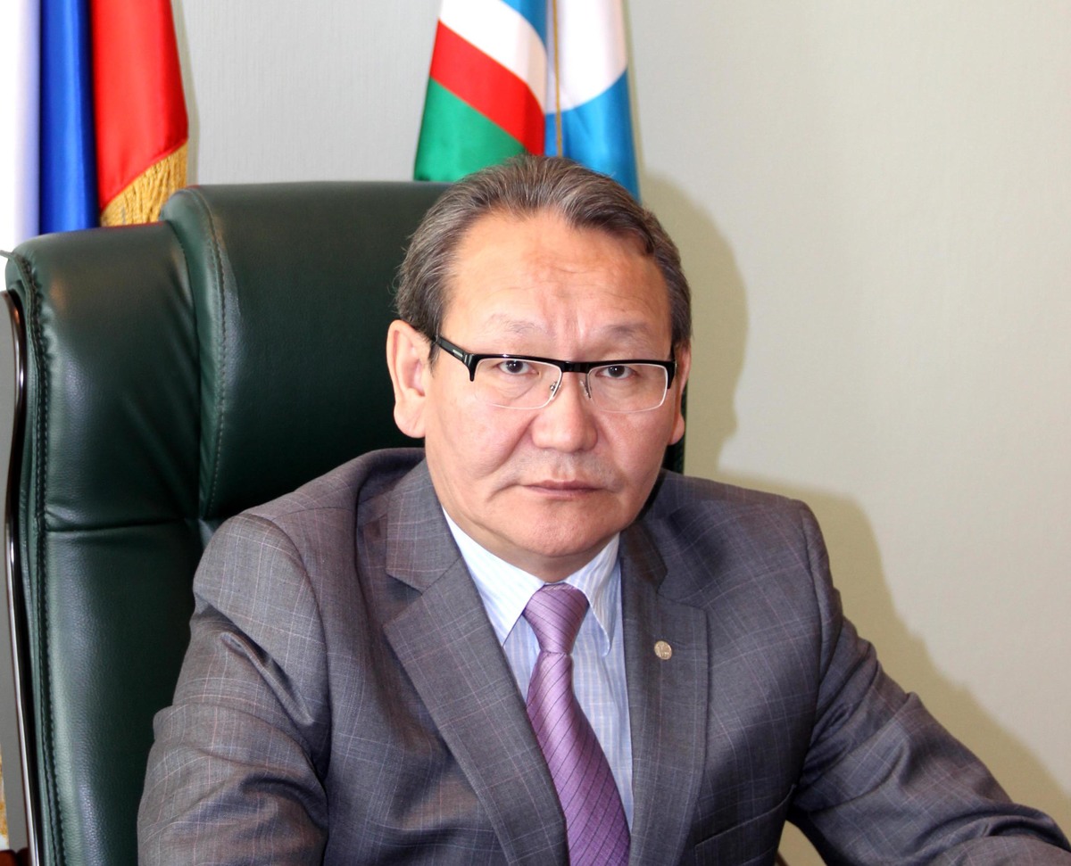 Александр Ким-Кимэн прокомментировал скандальное постановление Конституционного суда Якутии
