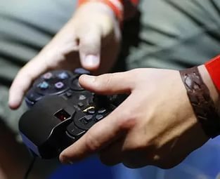 В Якутске мошенник обманул продавца игровой приставки