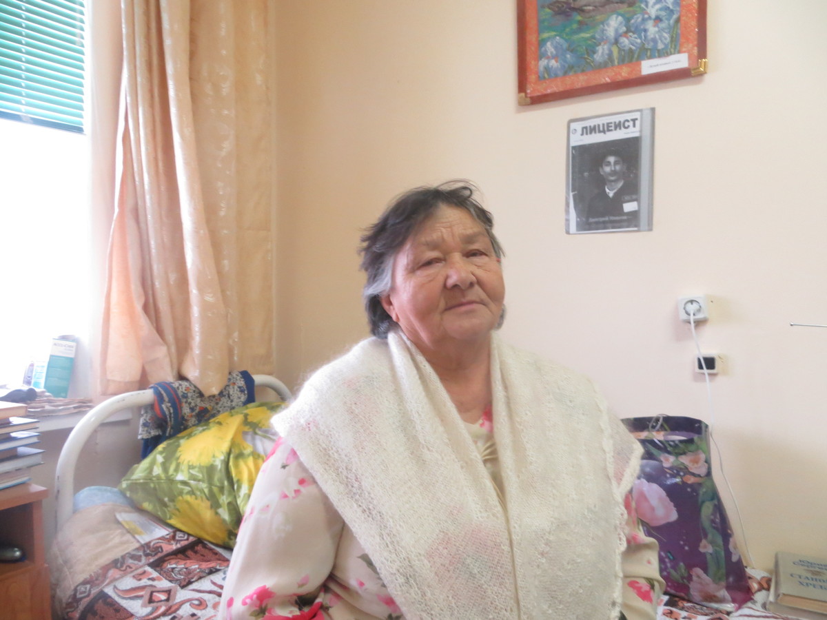 "Мы наконец-то наелись и перестали прятать хлеб", - автор письма о ситуации в доме престарелых в Якутске