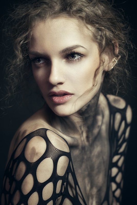 Лиана Клевцова: "Нельзя зарабатывать деньги на убийстве животных"