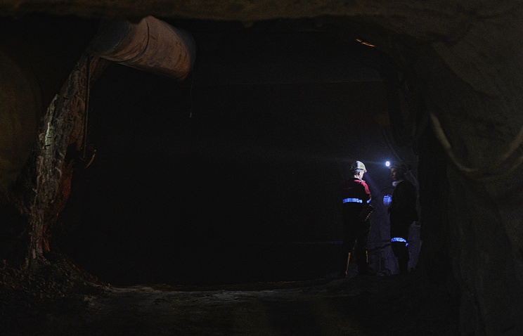 Вице-президент "Алросы" пострадал во время обвала на шахте