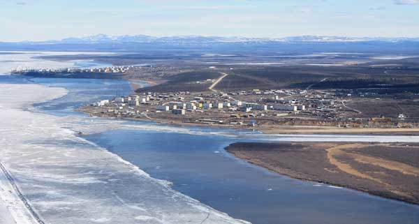 В Среднеколымске идет спасательная операция