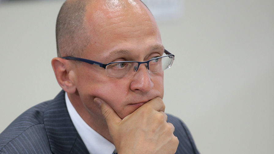 Президенту представят список губернаторов на увольнение