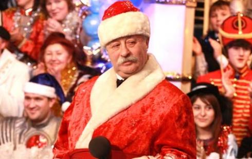 Новогоднее шоу "Поле чудес", собравшее коллег Деда Мороза, прошло без Чысхаана