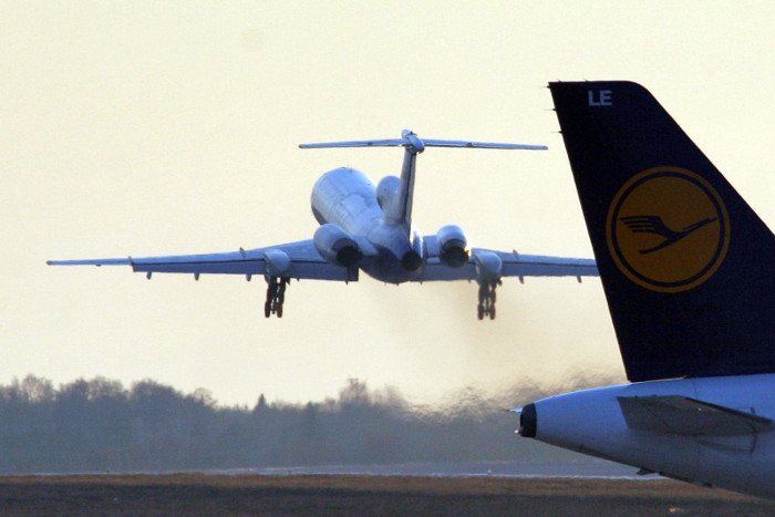 Источник сообщил о пропаже самолета ТУ-154 с радаров после вылета из Сочи