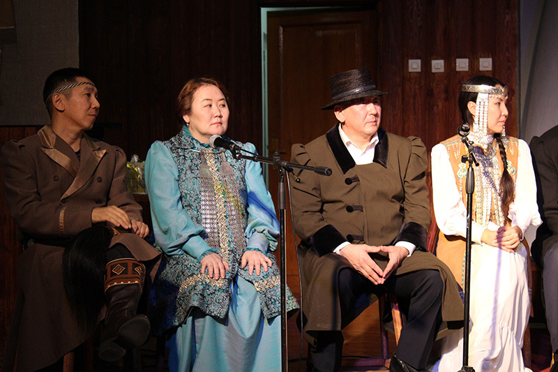 Өрөөбүт уоспун өһүлэн, хоммут уоспун хоҥнорон...