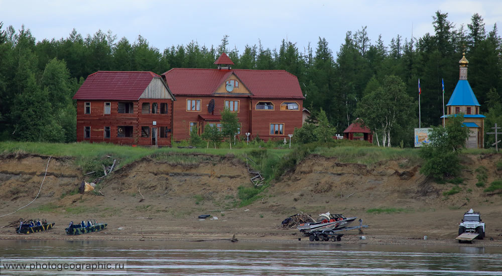 На Лямпушке сгорел гостевой дом