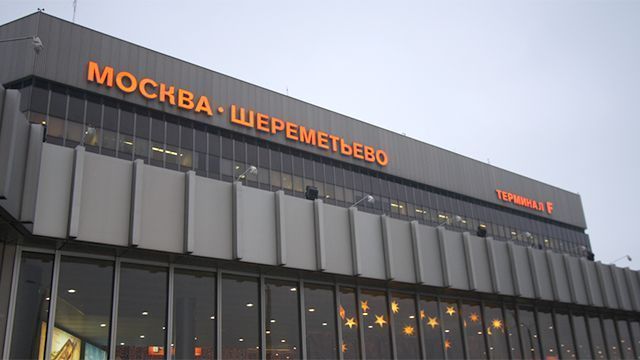 РЕН ТВ: На борту самолета, вылетевшего в Якутск, скончался пассажир