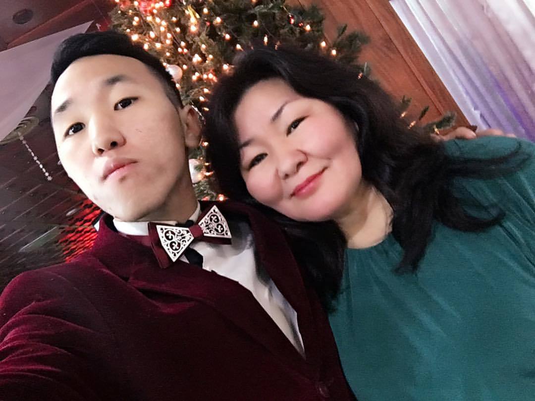 На розыгрыше "Рождественская звезда" хомусисту Георгию Слепцову улыбнулась фортуна