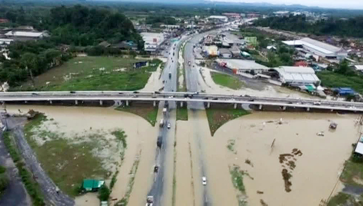 Российских туристов в Таиланде просят сохранять спокойствие