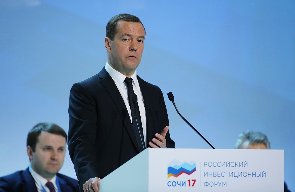 Медведев раскритиковал бюджетную политику глав ряда регионов