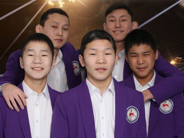 Ребята из Верхневилюйского детдома прошли во второй тур проекта НТВ "Ты супер!"