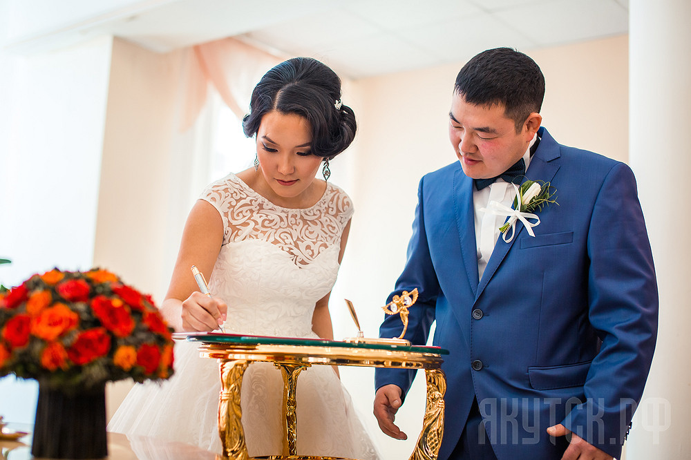 В Якутске зарегистрирована 385-я семейная пара