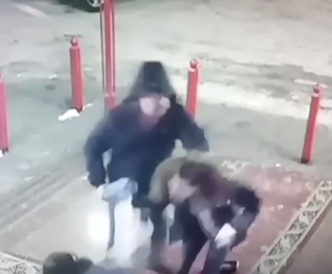 Решается вопрос о возбуждении дела по нападению на женщину с ребенком в Якутске