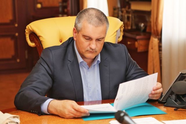 Сергей Аксенов предложил сделать Путина пожизненным президентом РФ