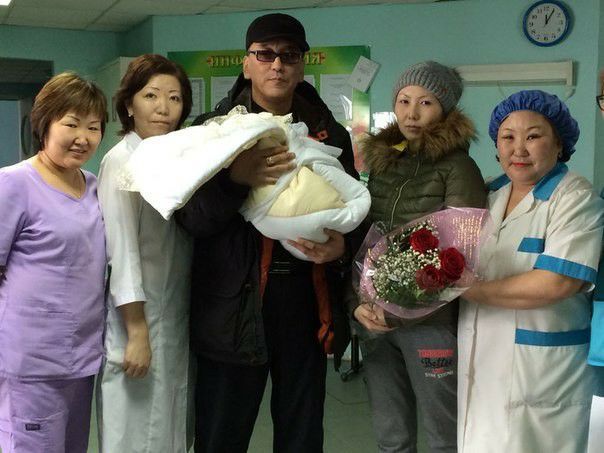 Фотовзгляд: Аскалон Павлов стал отцом в 52 года