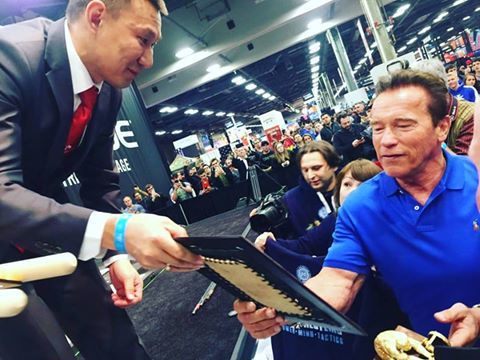 Иван Белолюбский и Арнольд Шварценеггер на "Арнольд Классик" (+видео)