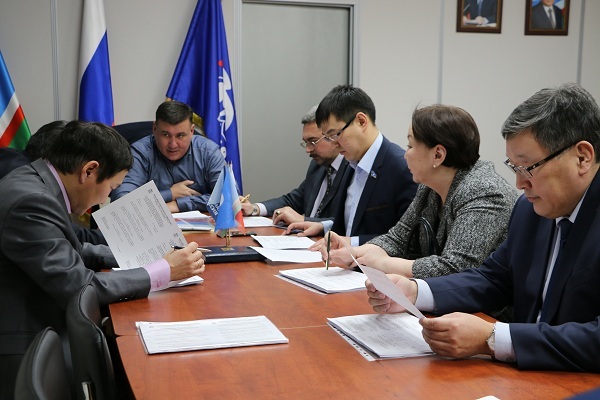 Определились претенденты от "ЕР" на выборы главы Абыйского улуса