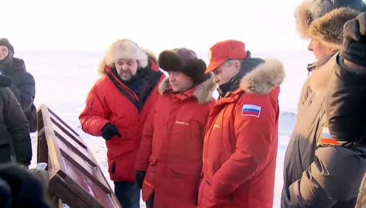 Путин заявил, что РФ готова осваивать Арктику совместно с другими странами