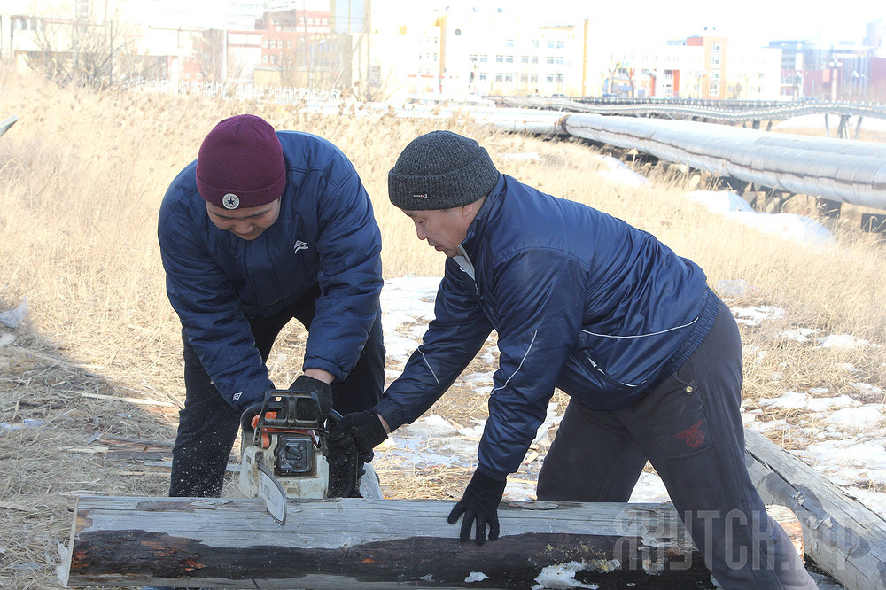 Семья Садовниковых приняла участие в акции «Папа может, сын поможет!»