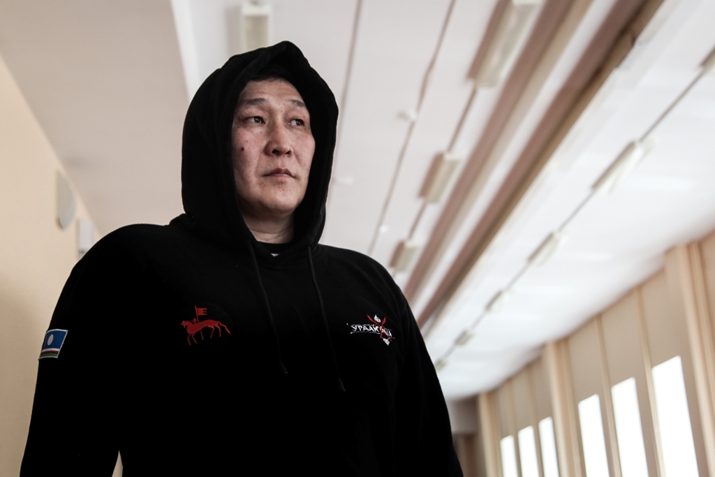 Лидер клуба "Ураанхай" высказался против широких бровей Анжелики Протодьяконовой