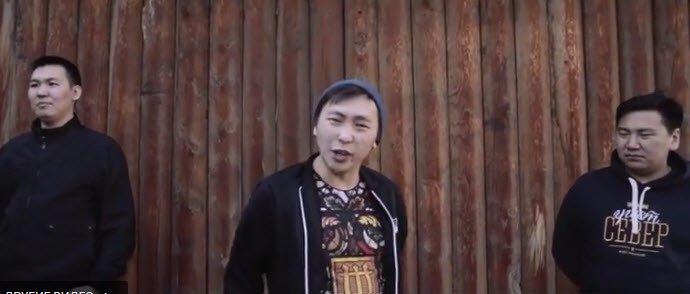 Группа "Унты" посвятила Энжи песню "Опасные брови"